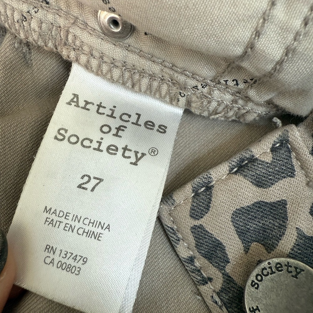 Articles Of Society Animal Print Jeans - Picture 6 of 12